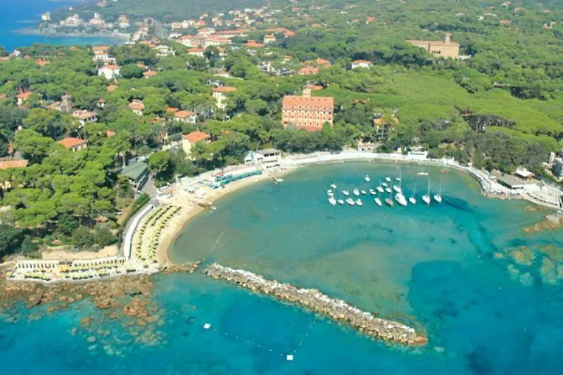 Holiday home Ghianda Marina Vista Mare Stupenda E 100 Mt Dalla Spiaggia, Accanto Pineta Villa Castiglioncello Italy